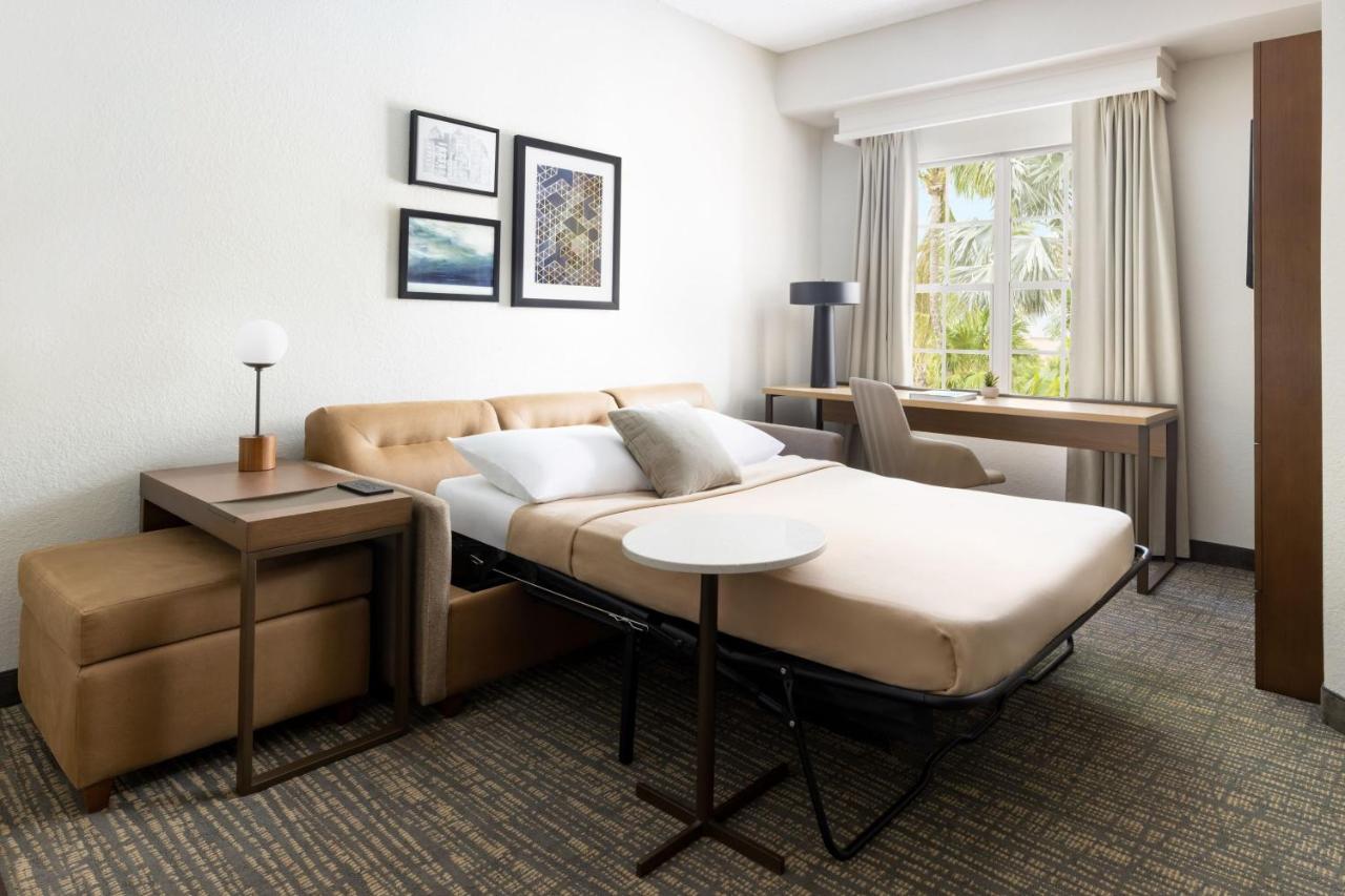 Residence Inn Уест Палм Бийч Екстериор снимка