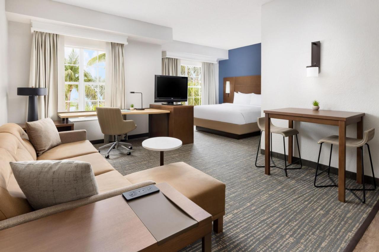 Residence Inn Уест Палм Бийч Екстериор снимка