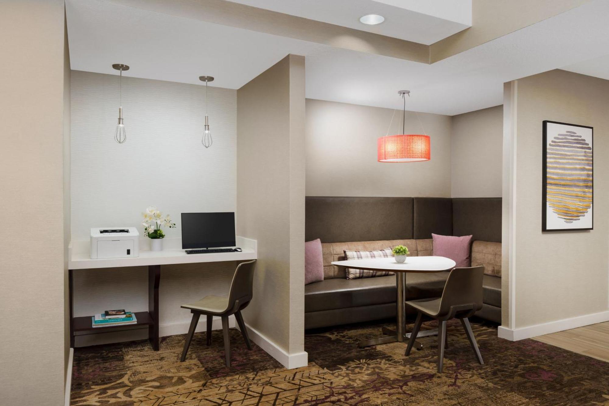 Residence Inn Уест Палм Бийч Екстериор снимка