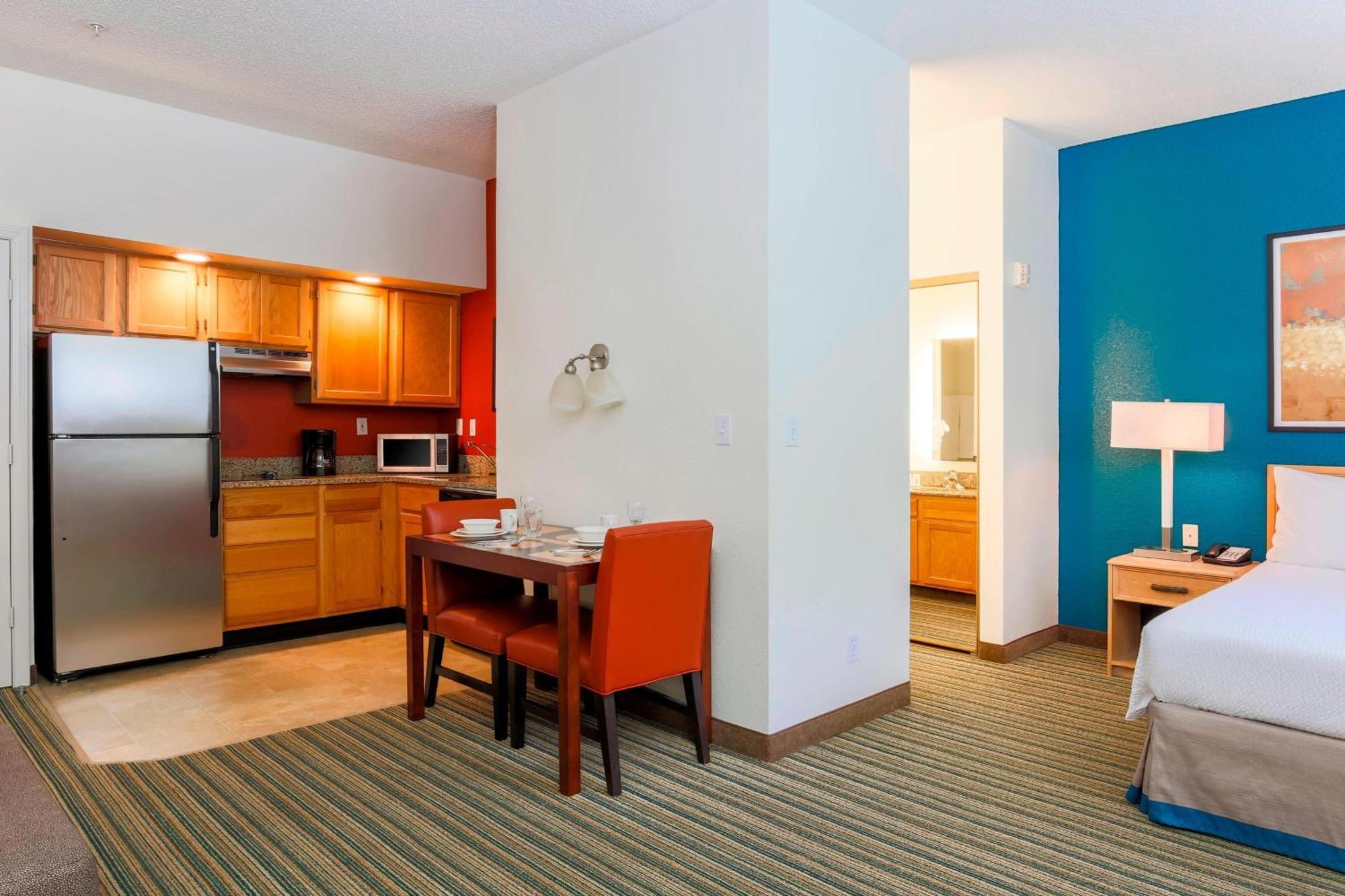 Residence Inn Уест Палм Бийч Екстериор снимка